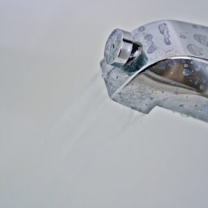 Hvad koster en vvs-installation? Få styr på priserne før du ringer efter hjælp